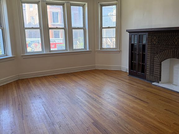 2nd image of 2225 S Ridgeway Ave APT 1