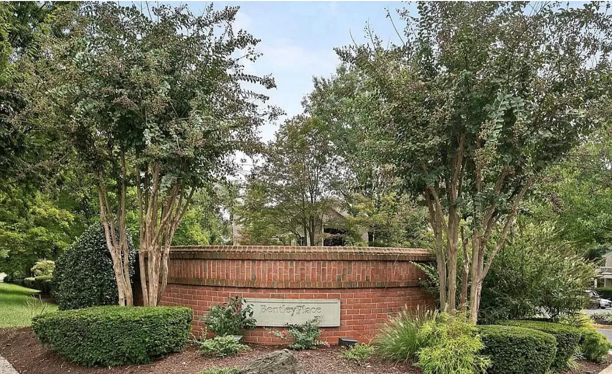Entrance - 5919 Barbados Pl
