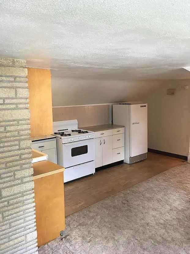 Studio, 800 sqft, $795 — Photo 4