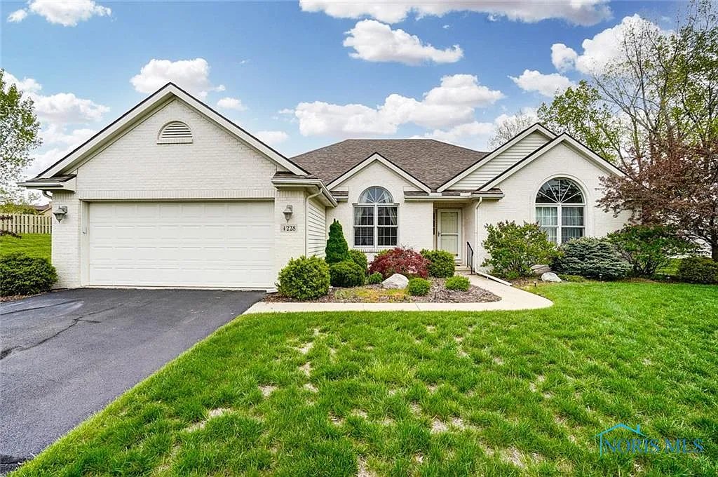 4228 Cranberry Ln photo 1