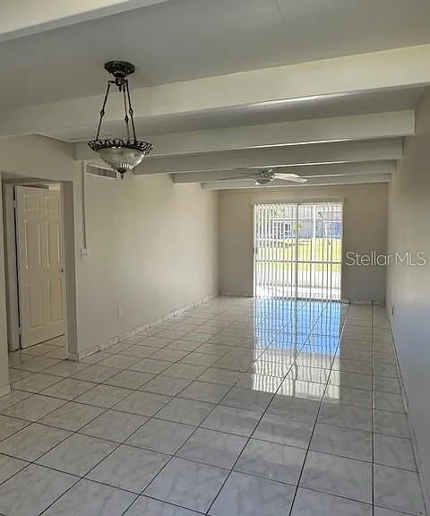 2709 Club Cir — Photo 4