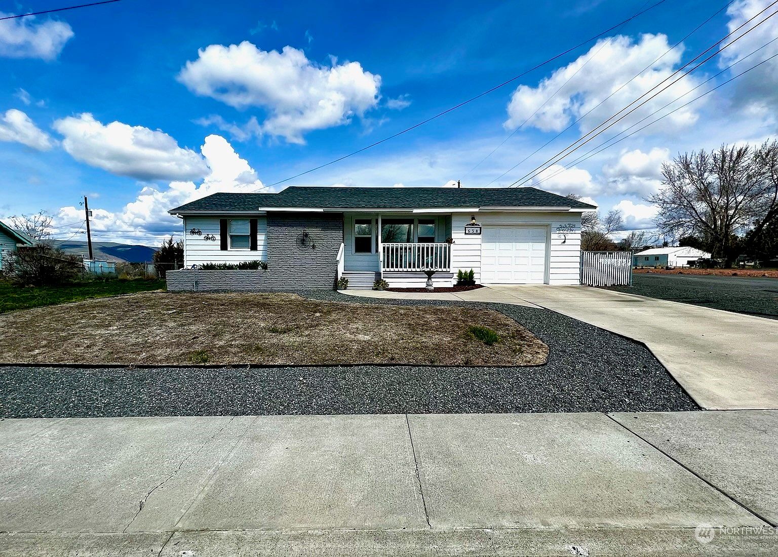 638 E Main Avenue, Soap Lake, WA 98851 Zillow