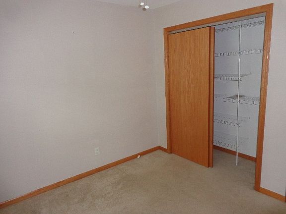 5th image of 4904 Chesterfield Ave