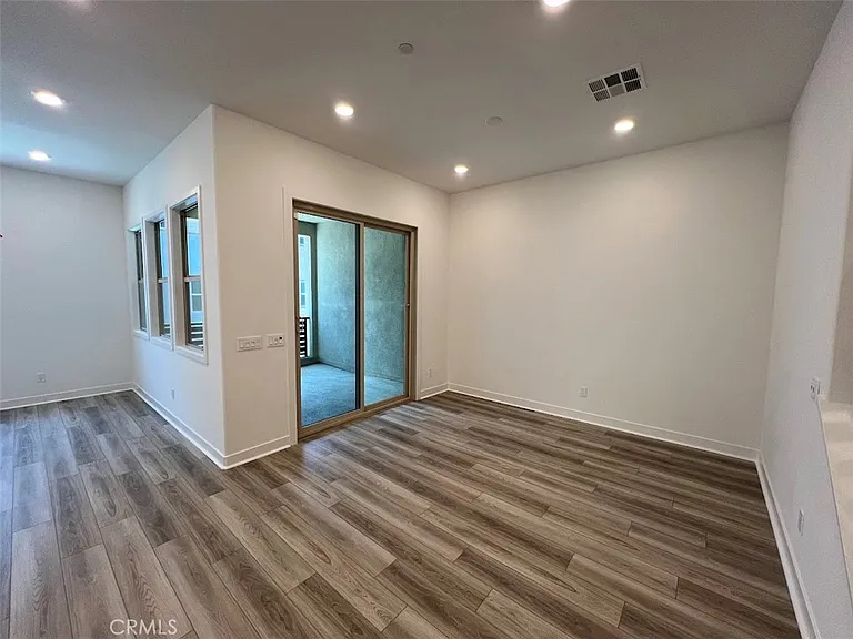 435 Mullberry Pl — Photo 15