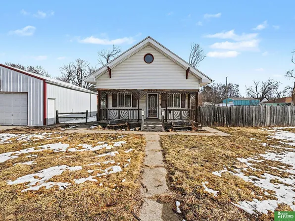 5103 N 16th St, Omaha, NE 68110