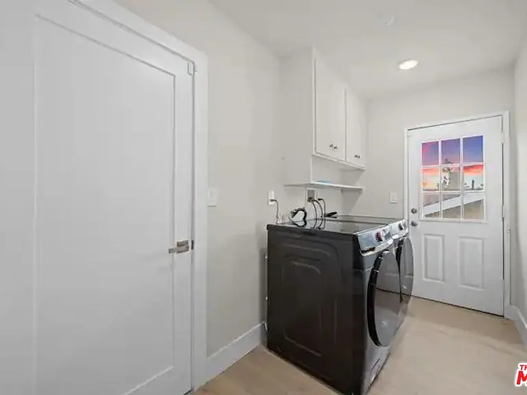 2617 S Beverly Dr — Photo 27