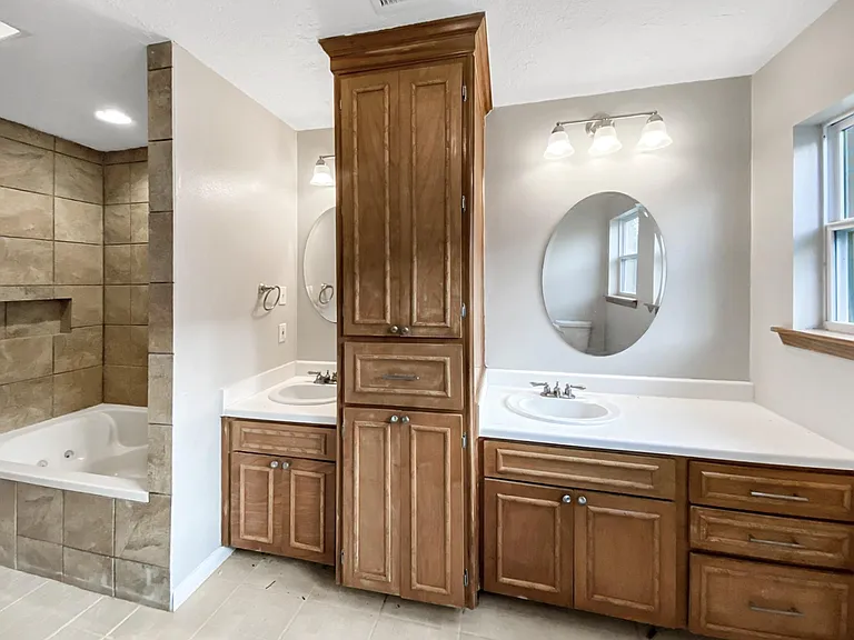 706 S Diamondhead Blvd — Photo 13