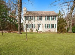 17 Hunter Ave, Norfolk, MA 02056