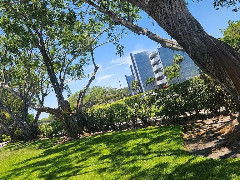 6500 NW 2nd Ave #311 — Photo 4