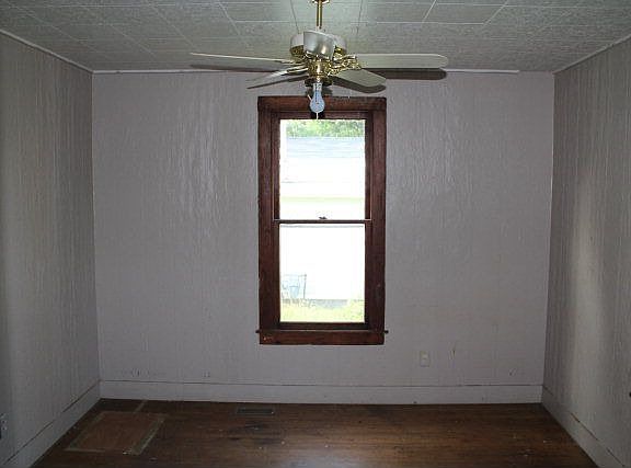 5th image of 1119 Saint Louis St