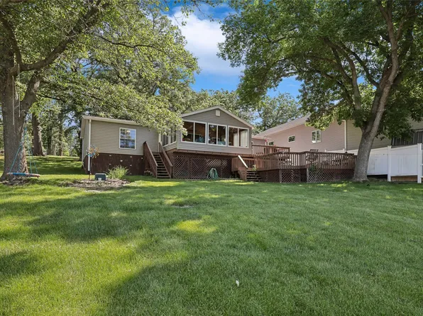 104 North Dr, Montezuma, IA 50171