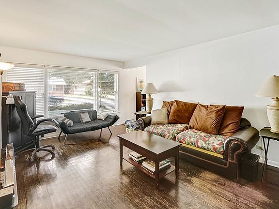 3rd image of 16339 Dobson Ave