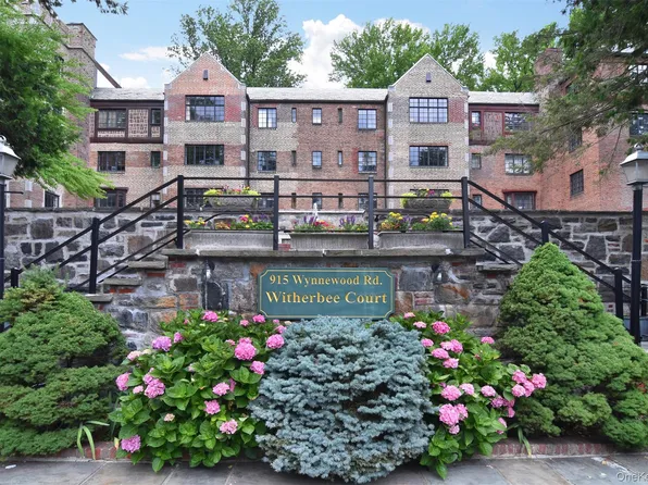 915 Wynnewood Road #A3, Pelham, NY 10803