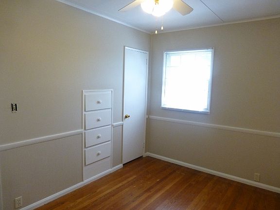3rd image of 1005 S 25th St