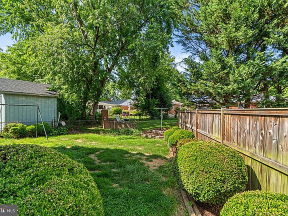 5th image of 507 Harding Dr