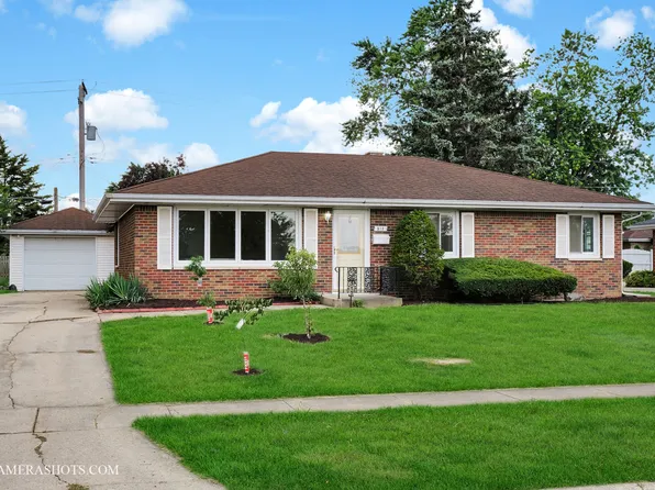 513 Chaney Ave, Crest Hill, IL 60403