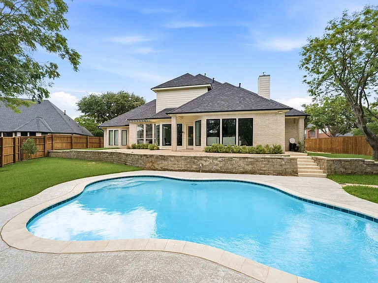 4805 Mill Creek Dr — Photo 30