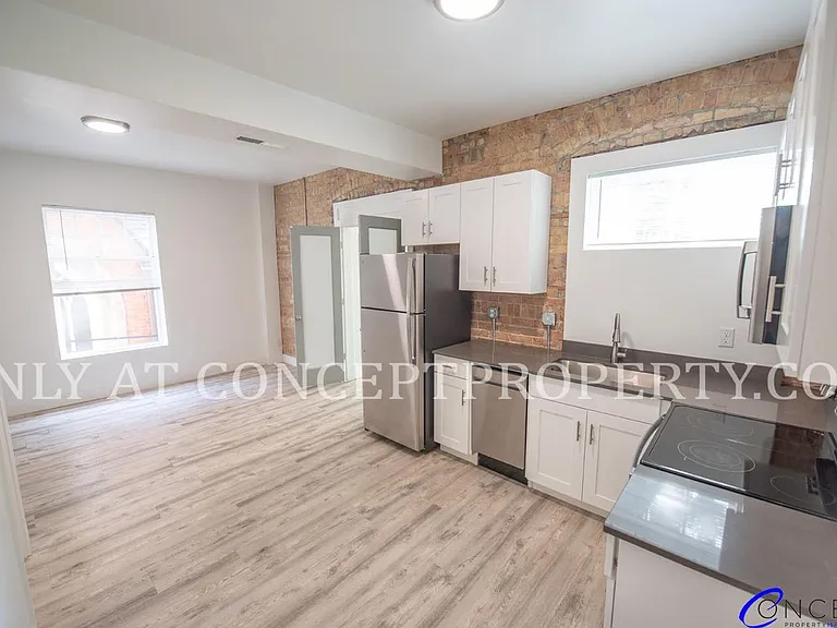 First Avenue Flats — Photo 106