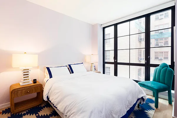 Rented by R New York | media 3