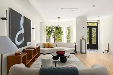 Other photos thumbnail