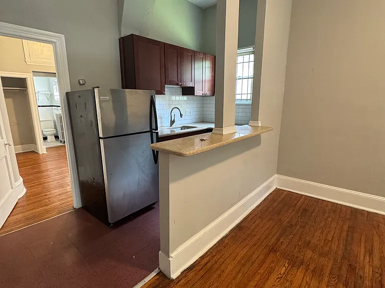 209 N 36th St #1 — Photo 12