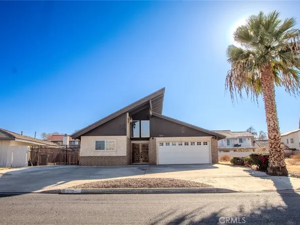 13213 Seagull Dr, Victorville, CA 92395