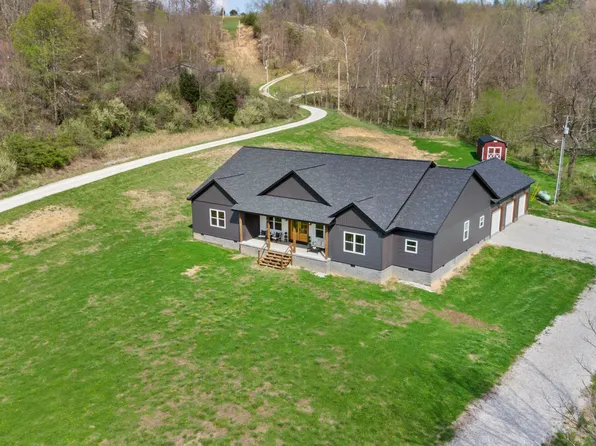 14932 Pakateal Ln, Catlettsburg, KY 41129