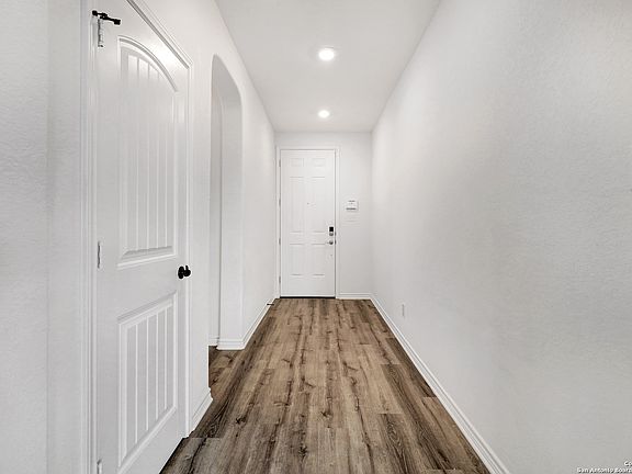 2nd image of 3870 BENTWOOD WAY