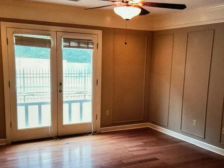 956 Rolling Oaks Ln — Photo 12