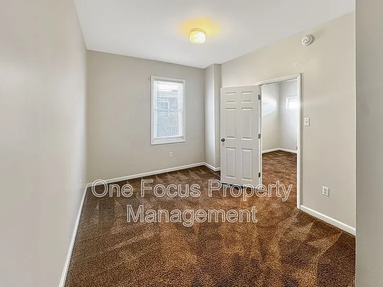 1125 Market St #1 — Photo 6