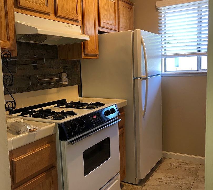 2nd image of 8963 El Mirador Dr APT 4