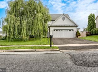 6207 Chatham Glenn Way, Harrisburg, PA 17111