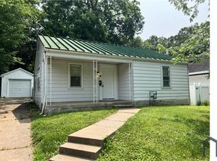 18 Beacon Ave, Saint Louis, MO 63135