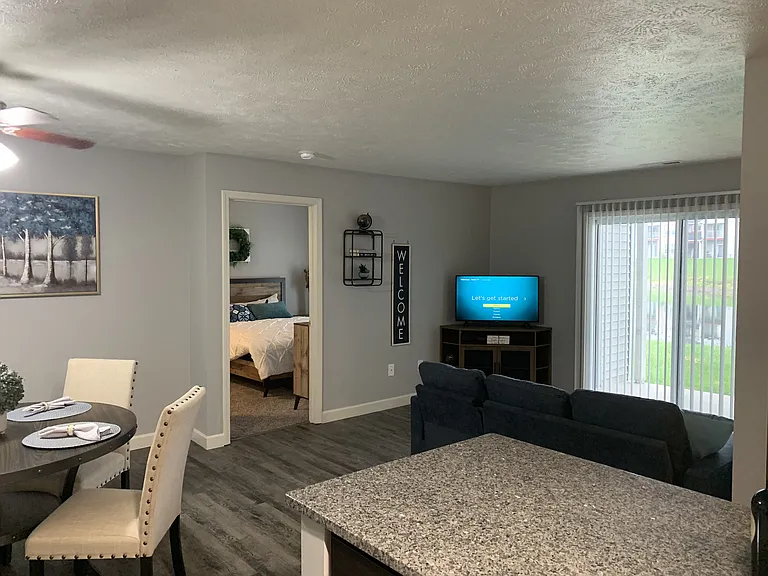 Spring Lake Apartments — Photo 35
