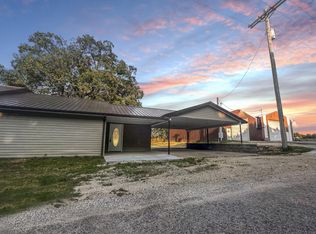 15011 Falcon Rd, Neosho, MO 64850