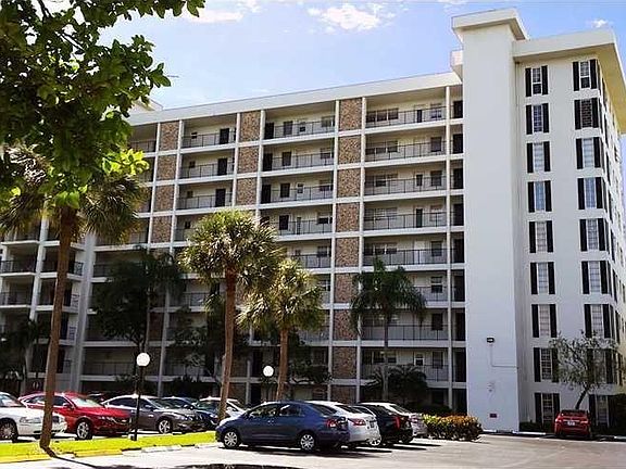 2nd image of 3050 N Palm Aire Dr APT 407