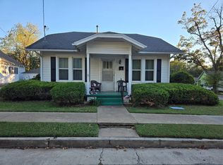 200 E Garnett St, Gainesville, TX 76240