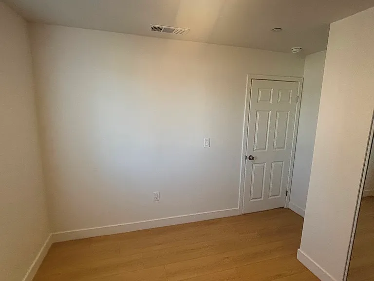 4327 Honduras St — Photo 16