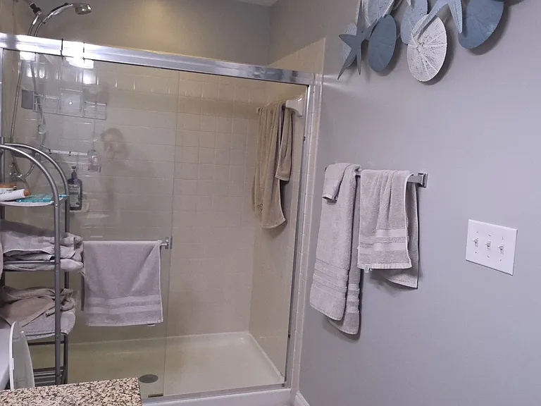 222 Glenwood Ave #517 — Photo 14