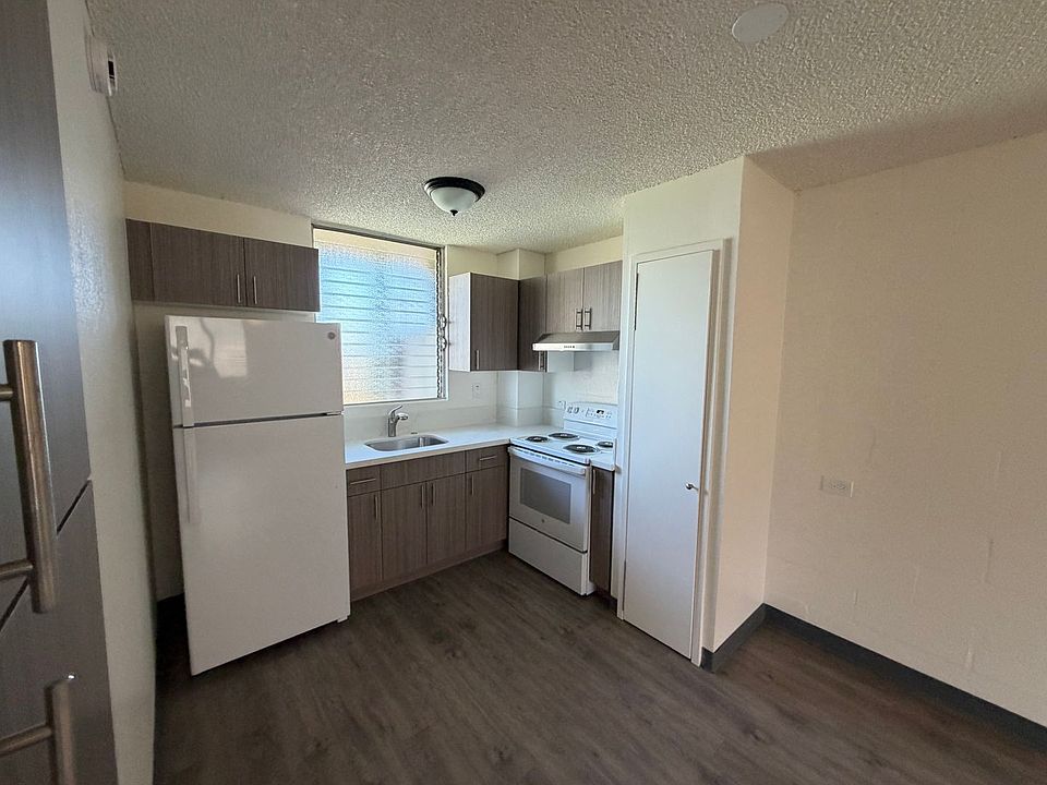2nd image of 1615 Liholiho St #Penthouse 102