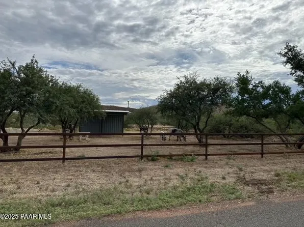 19715 E Antelope Rd, Mayer, AZ 86333
