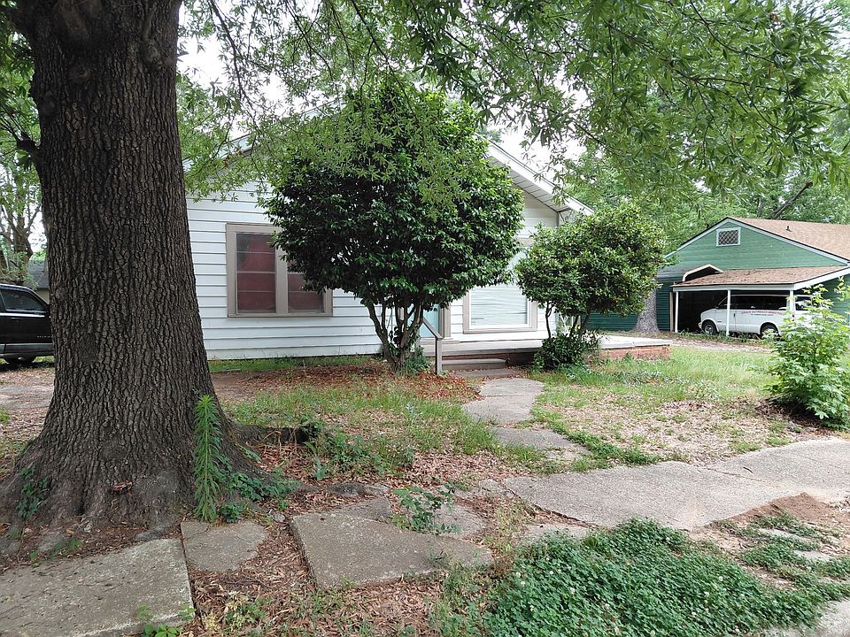 1st image of 860 Evangeline Pl