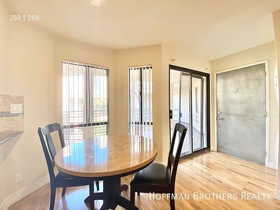 3rd image of 8569 Burton Way APT 202