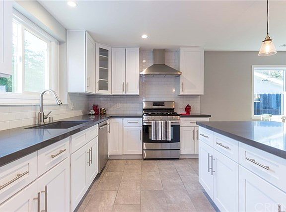 4th image of 6112 Lederer Ave
