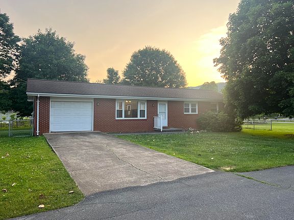 3rd image of 106 Herbert Taylor Ln