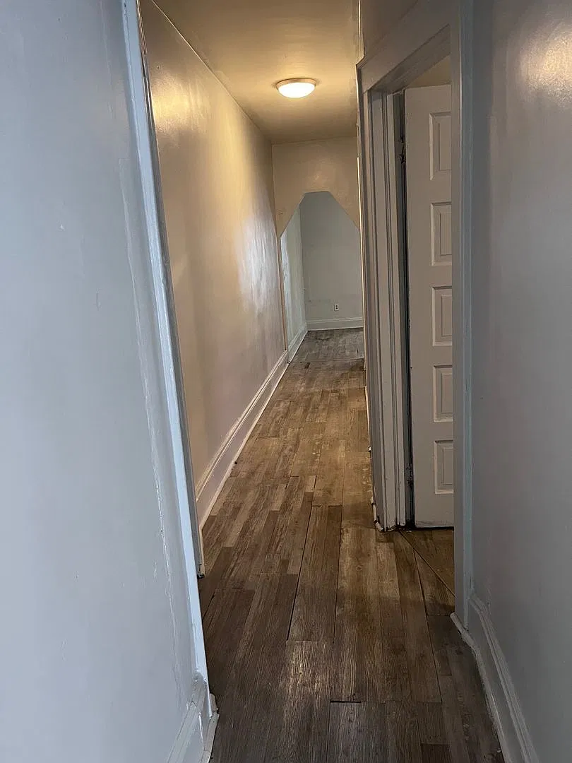 4008 Ardmore Ave — Photo 1