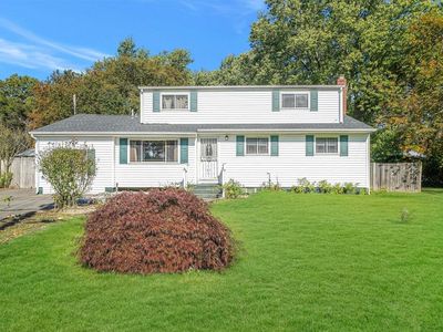 (Undisclosed Address), Central Islip, NY, 11722