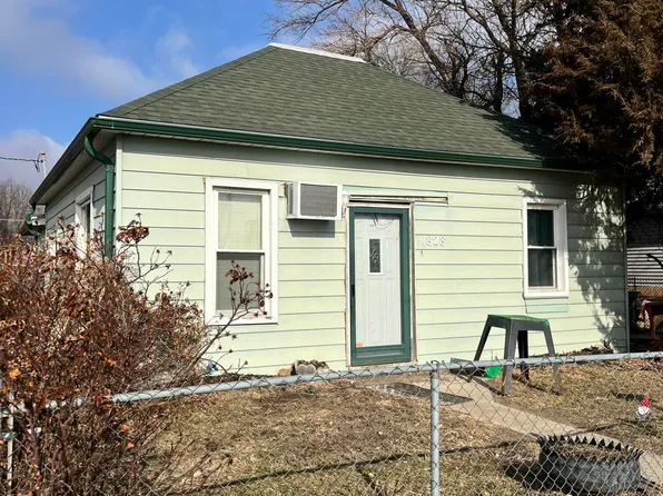 1828 Avenue A, Council Bluffs, IA 51501