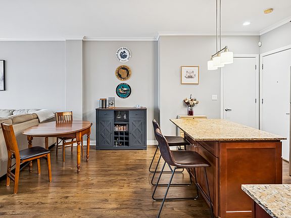 4th image of 2700 N Halsted St #Penthouse 8