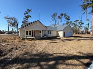601 Van St, Nicholls, GA 31554